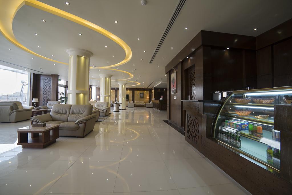 Kyan Al Yarmouk Suites Riaad Buitenkant foto