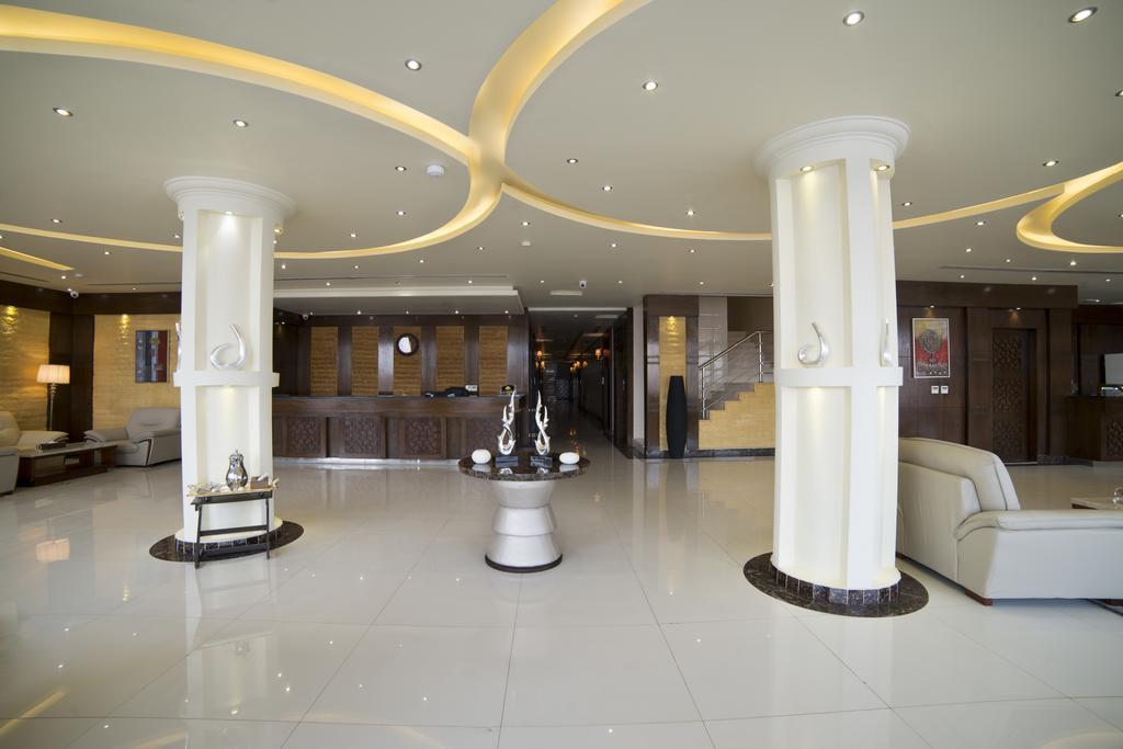Kyan Al Yarmouk Suites Riaad Buitenkant foto