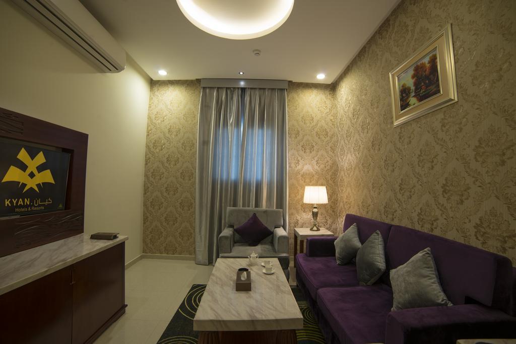 Kyan Al Yarmouk Suites Riaad Buitenkant foto