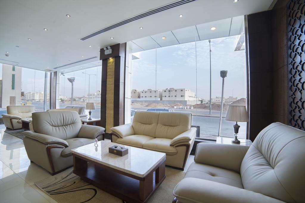 Kyan Al Yarmouk Suites Riaad Buitenkant foto